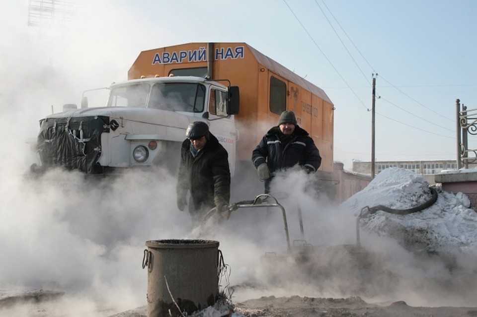 Прорвало трубу куда звонить