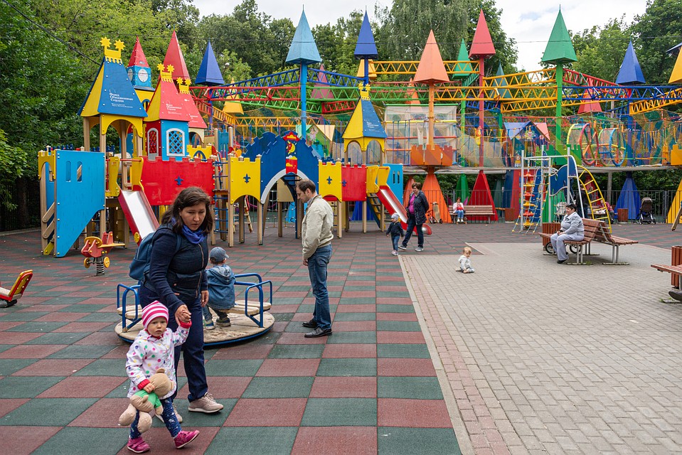 Детская площадка парк Сокольники. Парк Сокольники детские площадки. Парк Сокольники детская площадка для детей.